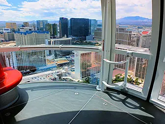 The LINQ High Roller in Las Vegas - Van binnen